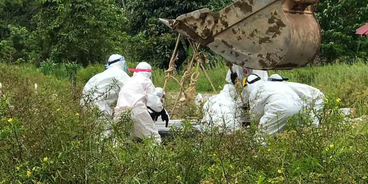 Pemakaman pasien covid-19 di TPU khusus covid-19, SP1 Timika. Foto: Dok/Papua60detik